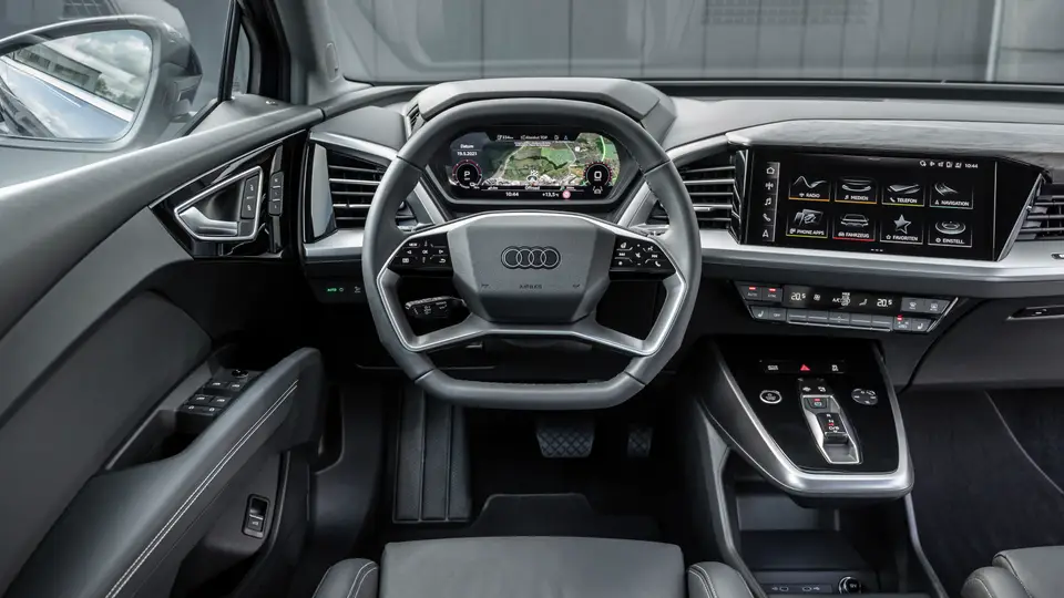 Mit Audi Q4 e-tron Leasing Virtual Cockpit und HUD erleben