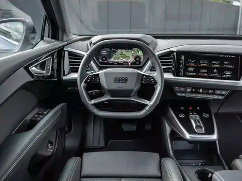 Audi Q4 e-tron Cockpit