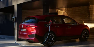 BMW Wallbox von vorne