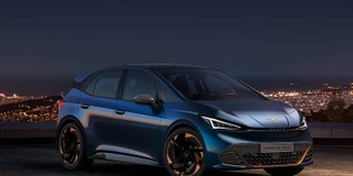 Ansicht des Cupra el-Born von schräg Vorne