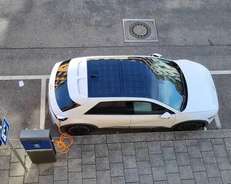 Elektroautos mit Solardach. Welche Modelle gibt es?-bild