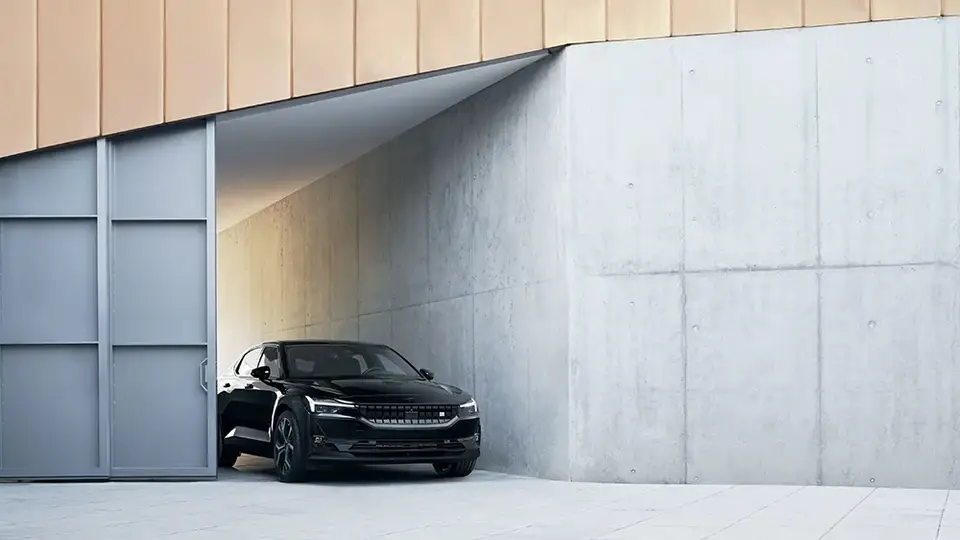 Polestar 2 Long Range Dual Motor in der Farbe Schwarz