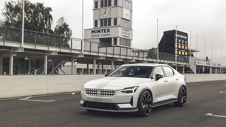 Polestar 2 Long Range Dual Motor mit Performance-Software-Upgrate