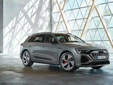 Audi Q8 e-tron von vorne