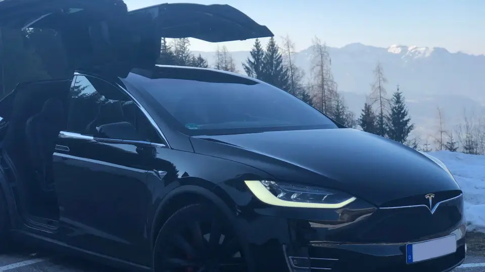 Tesla Model X Reichweite 600 km