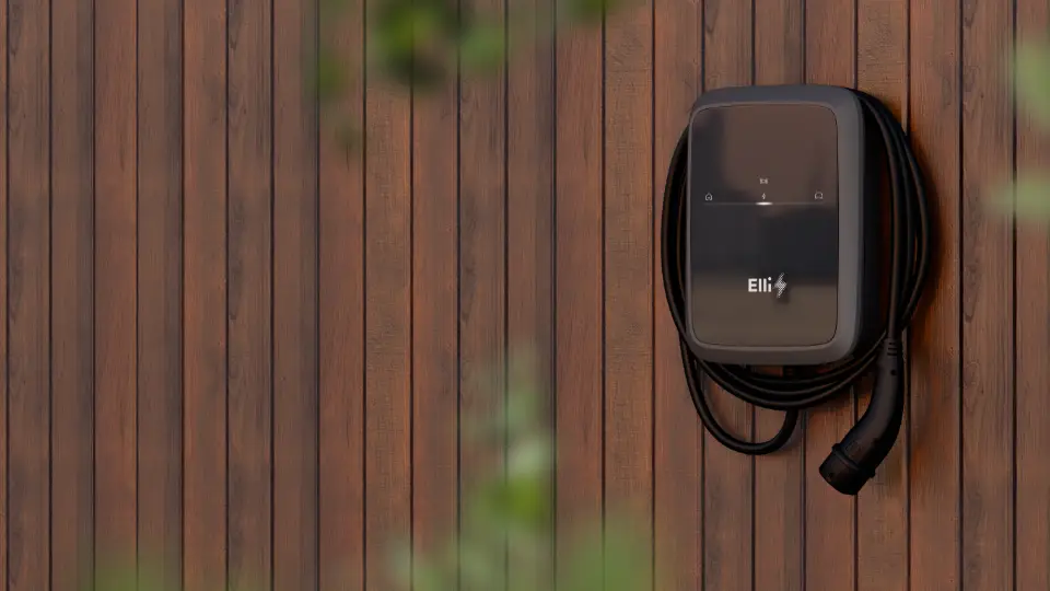 Elli Charger Connect 2 als Alternative zur Tesla Wallbox an Hauswand