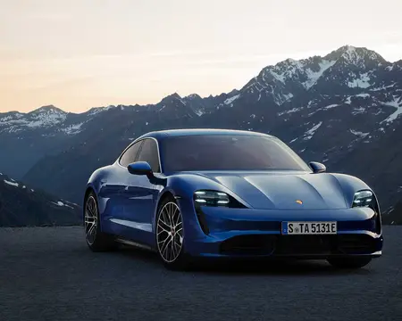 Produktionsversion des Porsche Taycan vorgestellt-bild