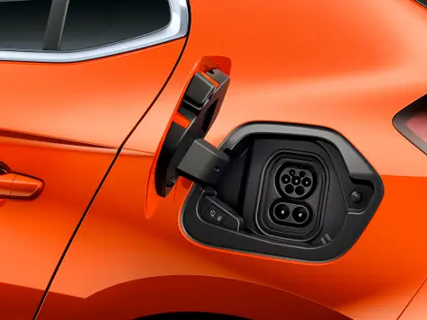 Opel Corsa-e Elektroauto in der Farbe orange Ansicht des Ladeports